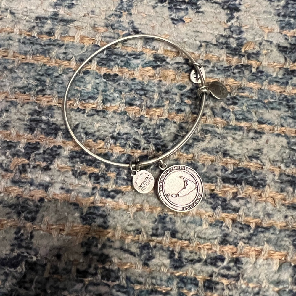 Alex and Ani Nantucket Bracelet - NWT
